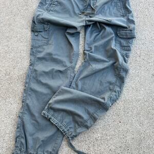 Supplies women’s size 16 / 32 khaki olive pants